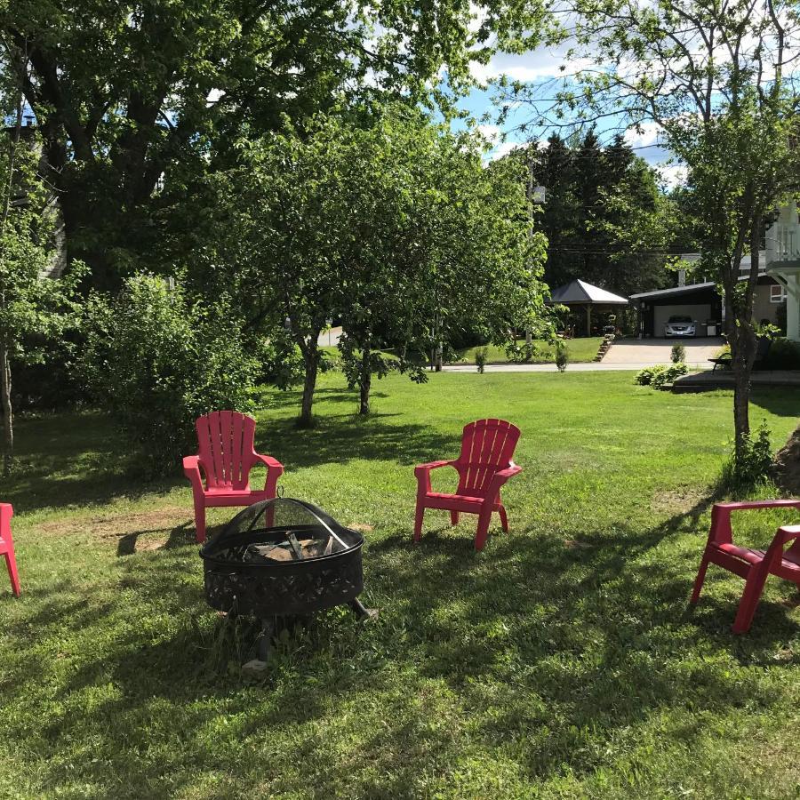 La Maison Du Village, Spa Shawinigan Exterior photo